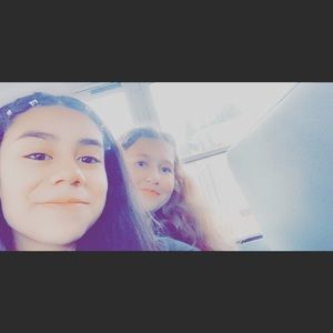 Meet your Posher, Lydia